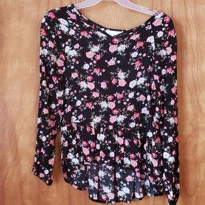 Bundle with boots & $ave! Size 7/8 long sleeve